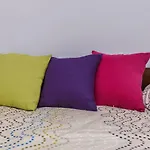 Colorful Two Bedroom Apartment Next To Serdika Center Sofia