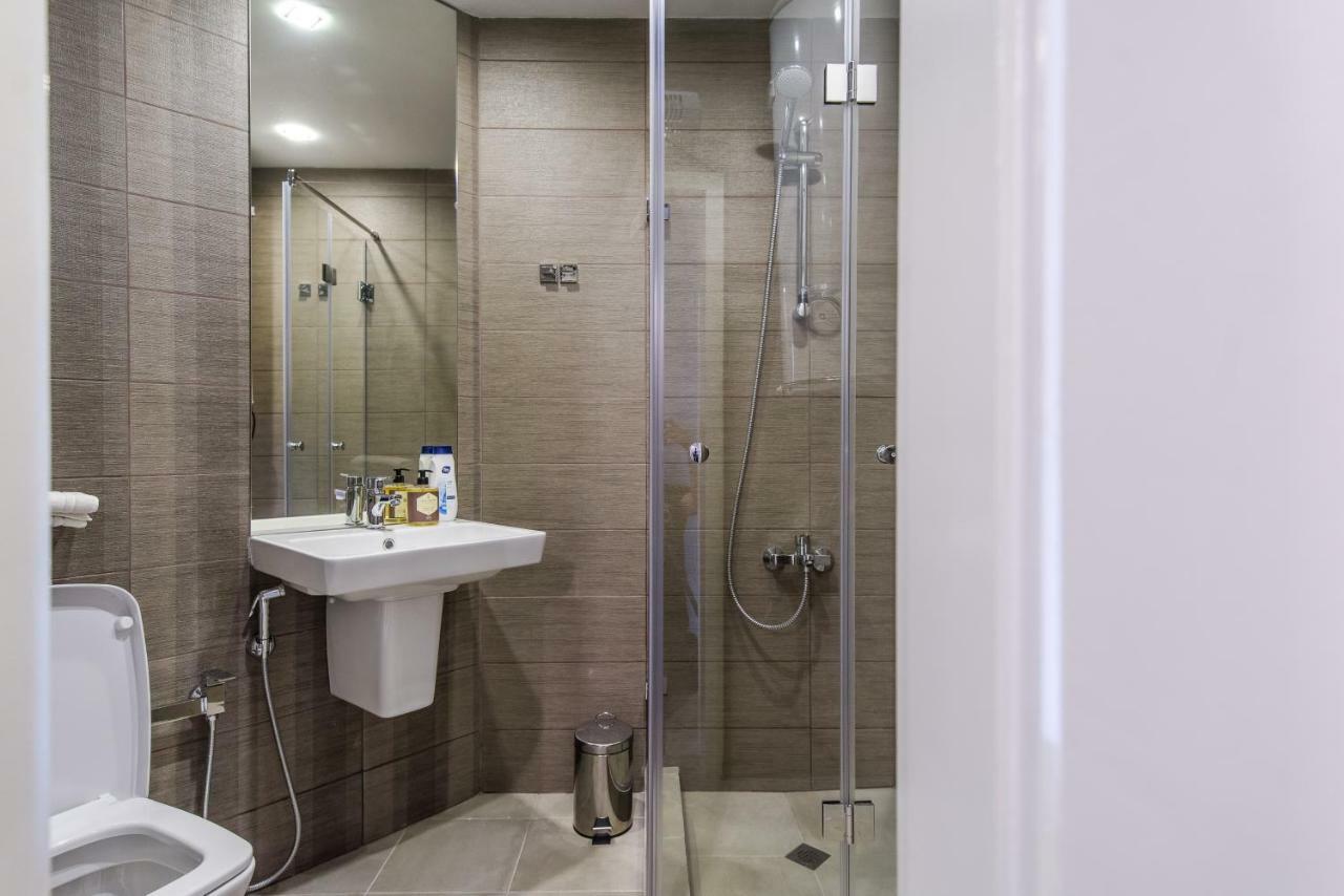 Colorful Two Bedroom Next To Serdika Center Apartment